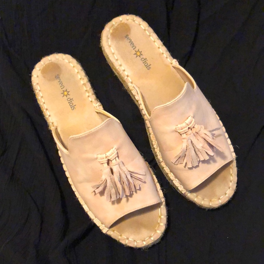 Seven Dials size 8.5 pink sandals